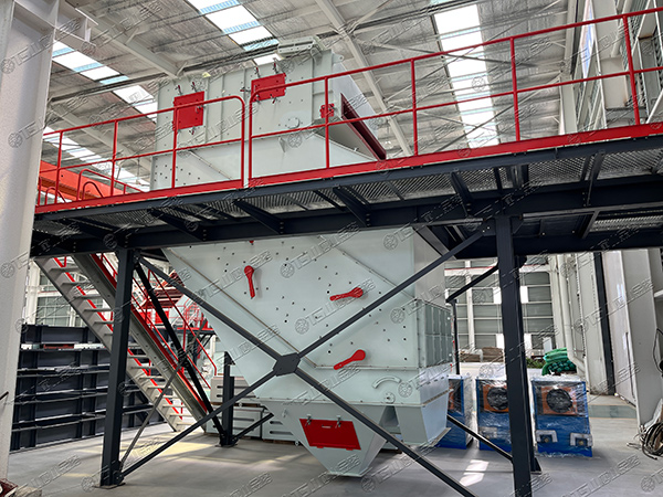 高頻篩，細(xì)物料篩分專家，效率高還不堵孔